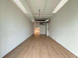 Woods Square (D25), Office #619307731